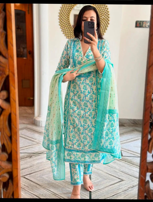 Pearl Work White and Teal Designer Floral Salwar Suit