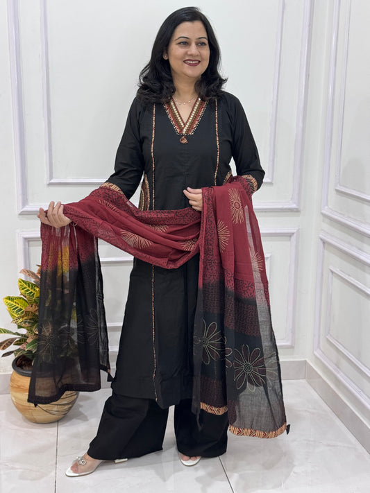 Exquisite Mandala Art Embroidered Black Flared Dress